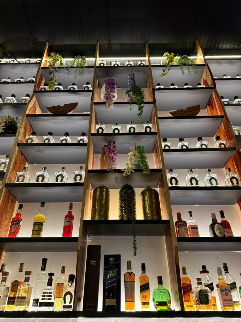 Cortezza Bar